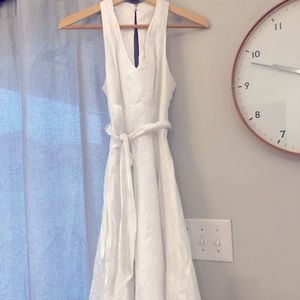 Beautiful “Marilyn Monroe-esqe” dress